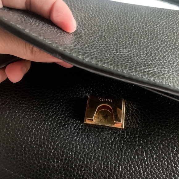 CELINE NANO BELT BAG IN BLACK - Picture 6 of 15